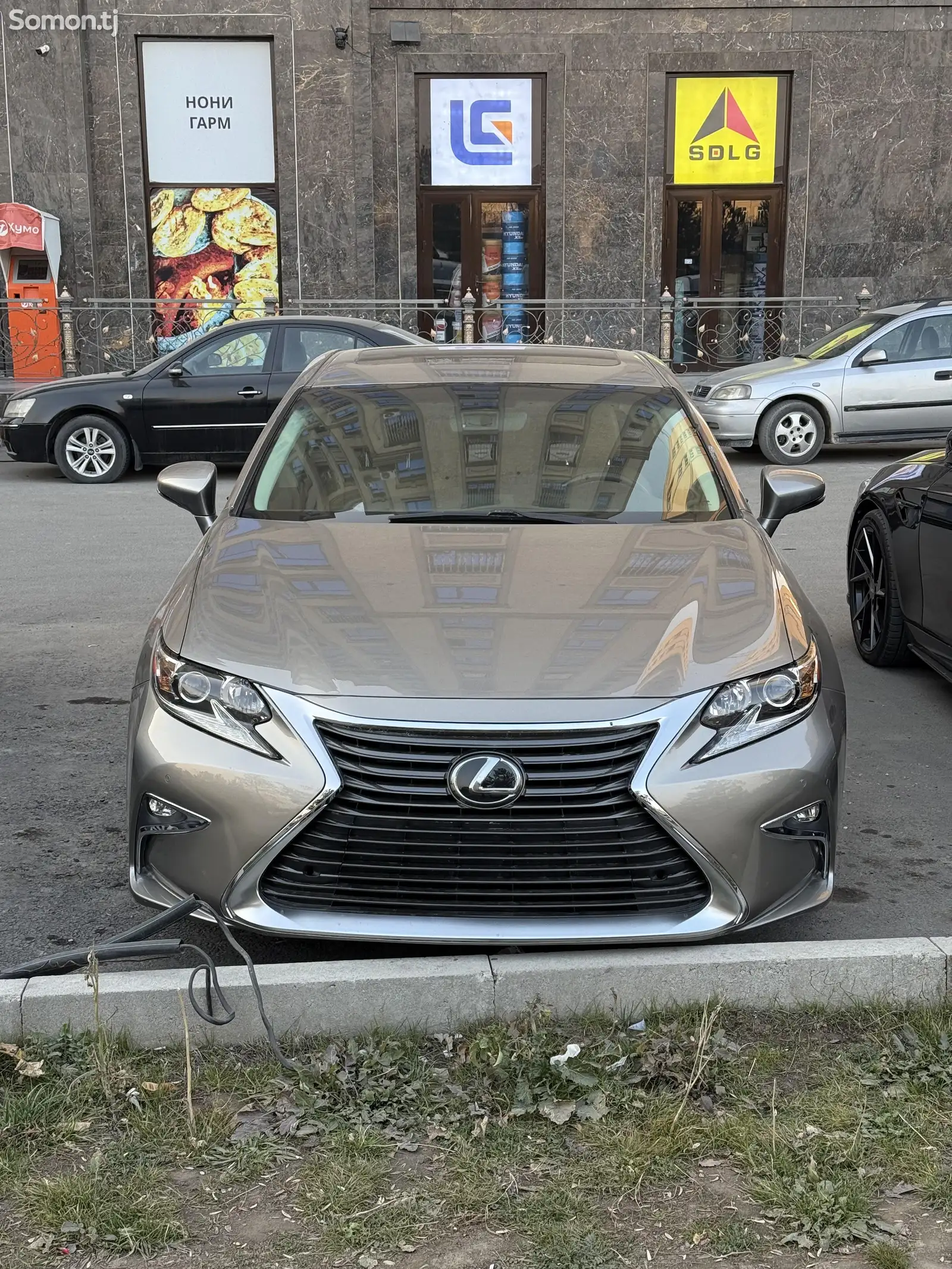 Lexus ES series, 2016-1