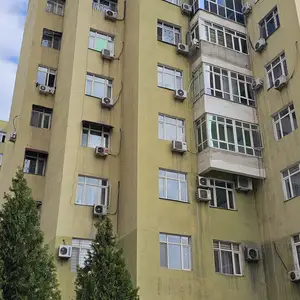 4-комн. квартира, 1 этаж, 103 м², Танк