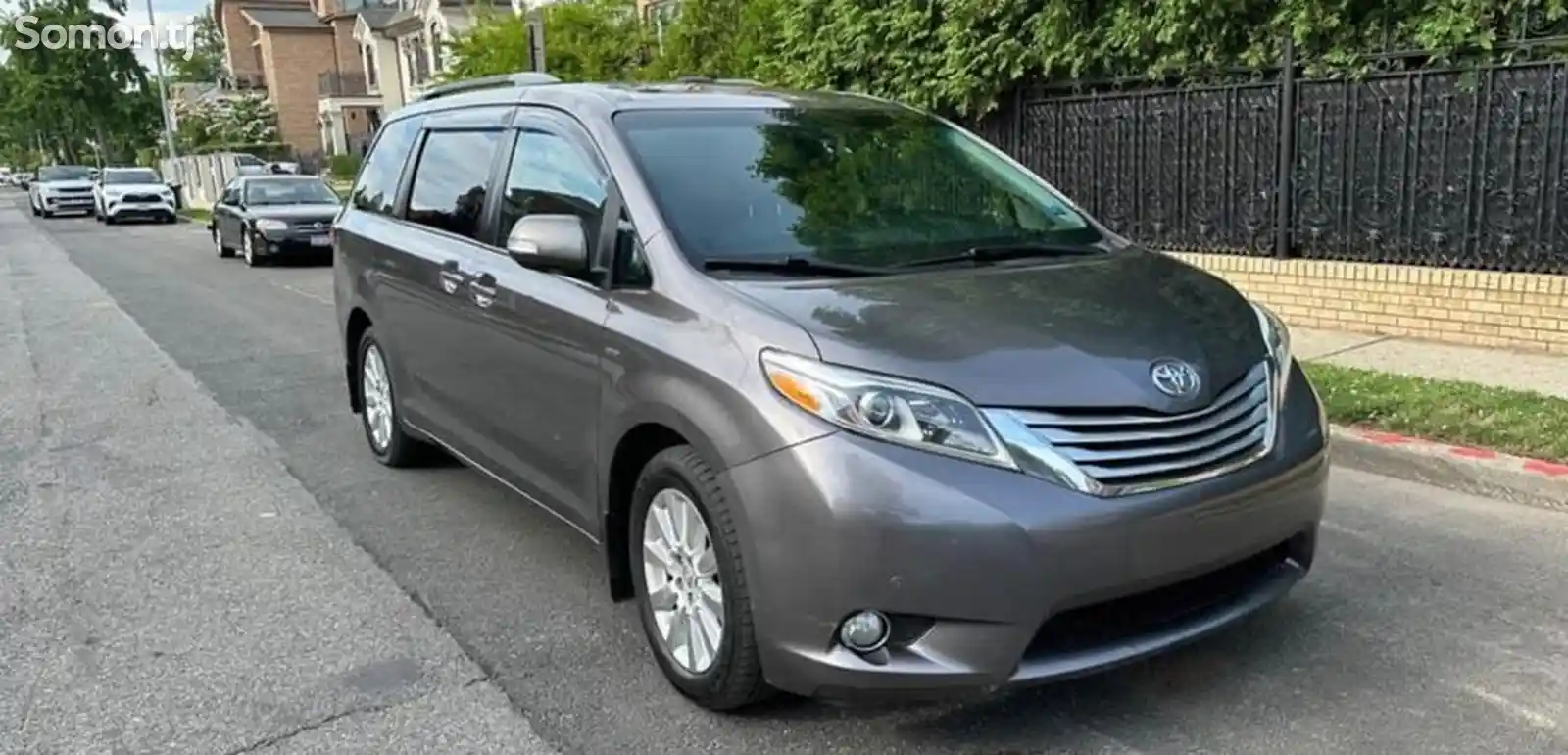 Toyota Sienna, 2015-1