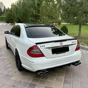 Mercedes-Benz E class, 2009