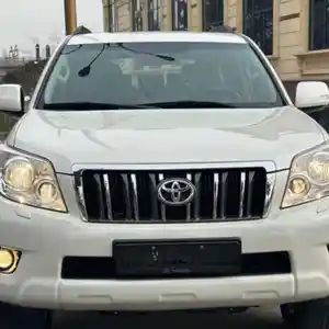 Лобовое стекло на Toyota Prado 2010-2014