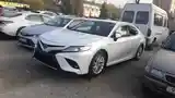 Toyota Camry, 2018-3