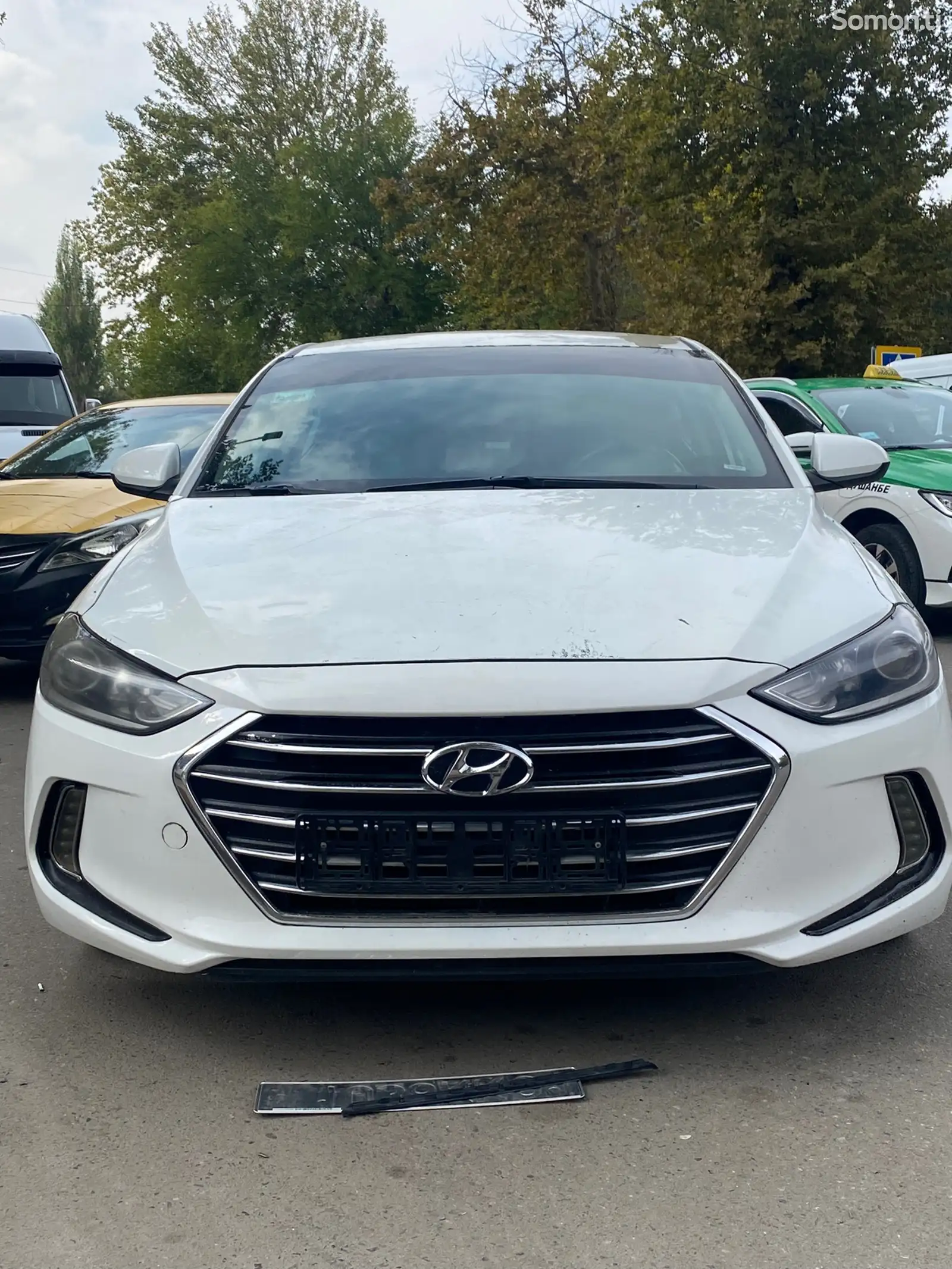 Hyundai Elantra, 2017-1