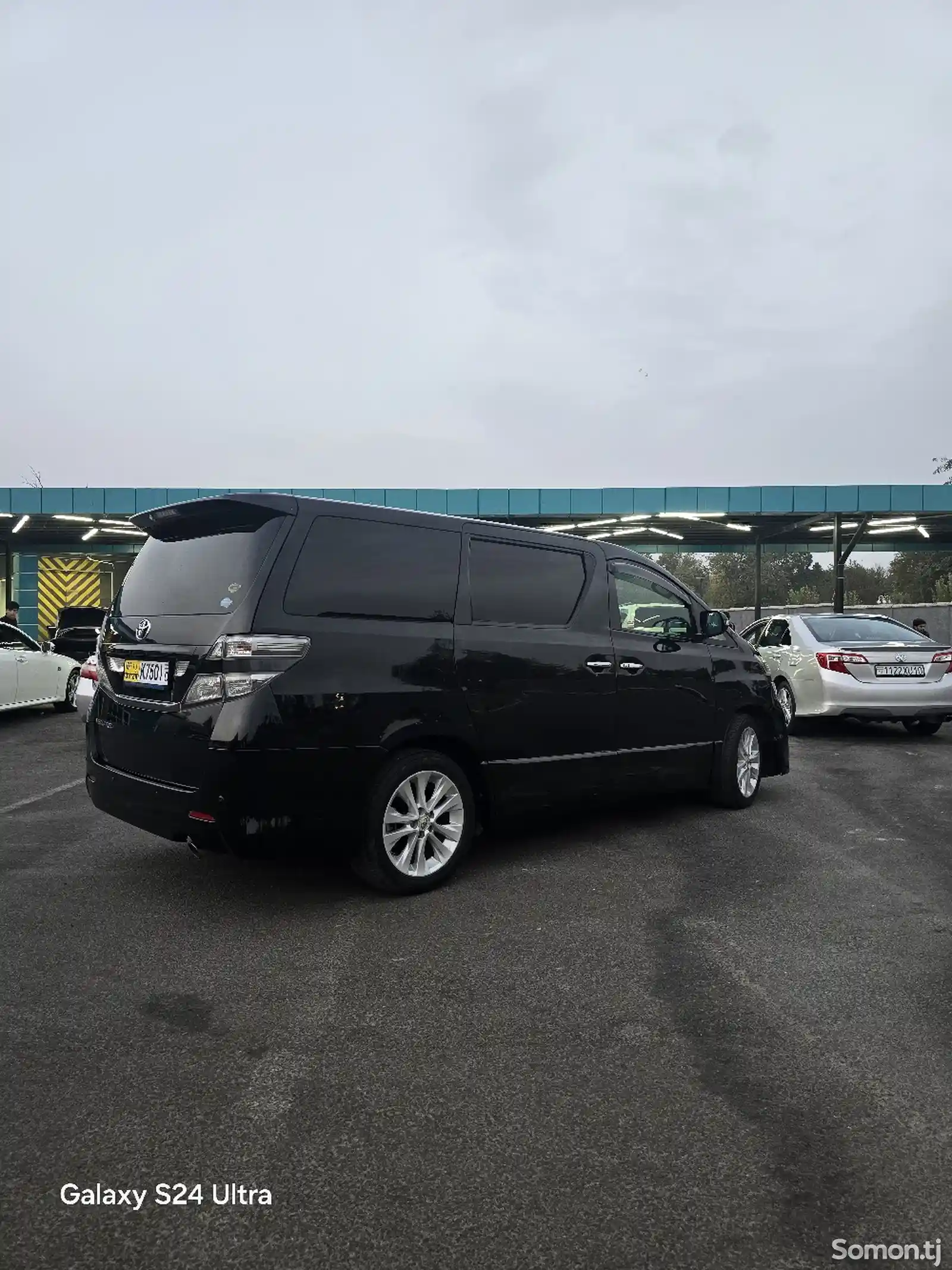 Toyota Vellfire, 2009-5