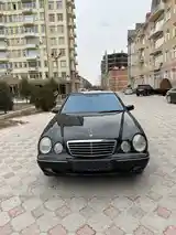 Mercedes-Benz E class, 2001-3