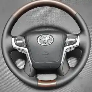 Руль на Toyota Land Cruser 200