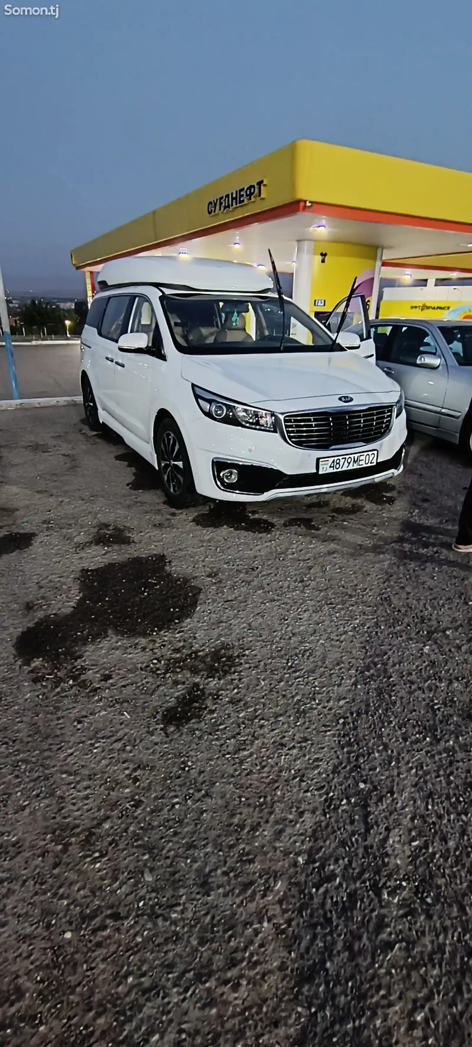 Kia Carnival, 2015-7