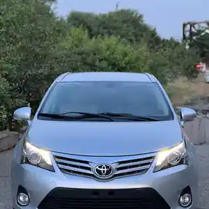 Toyota Avensis, 2014