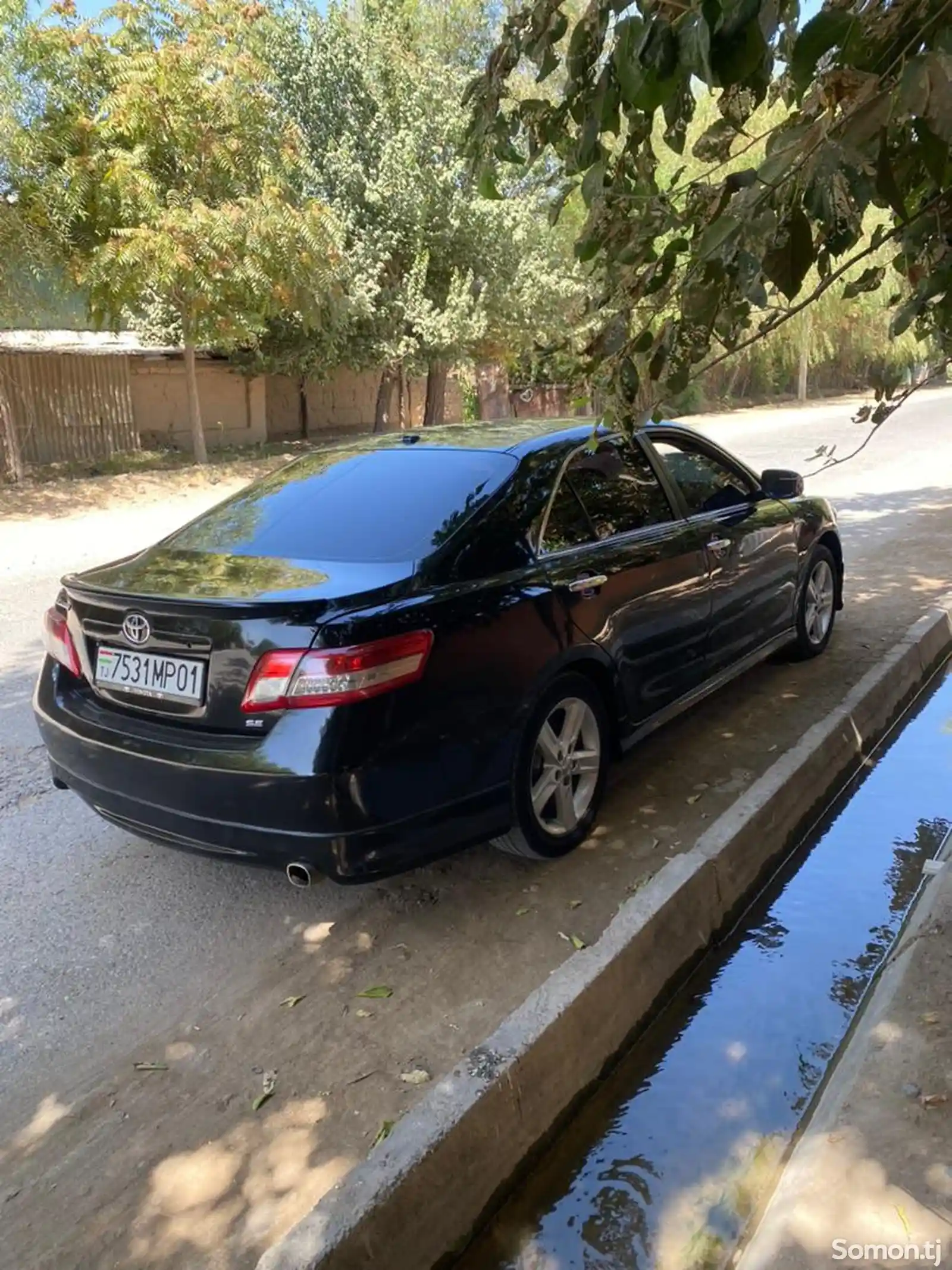 Toyota Camry, 2010-4