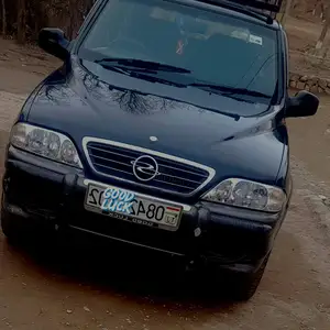 Ssang Yong Musso Sport, 2003