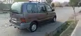 Nissan Serena, 1996-2