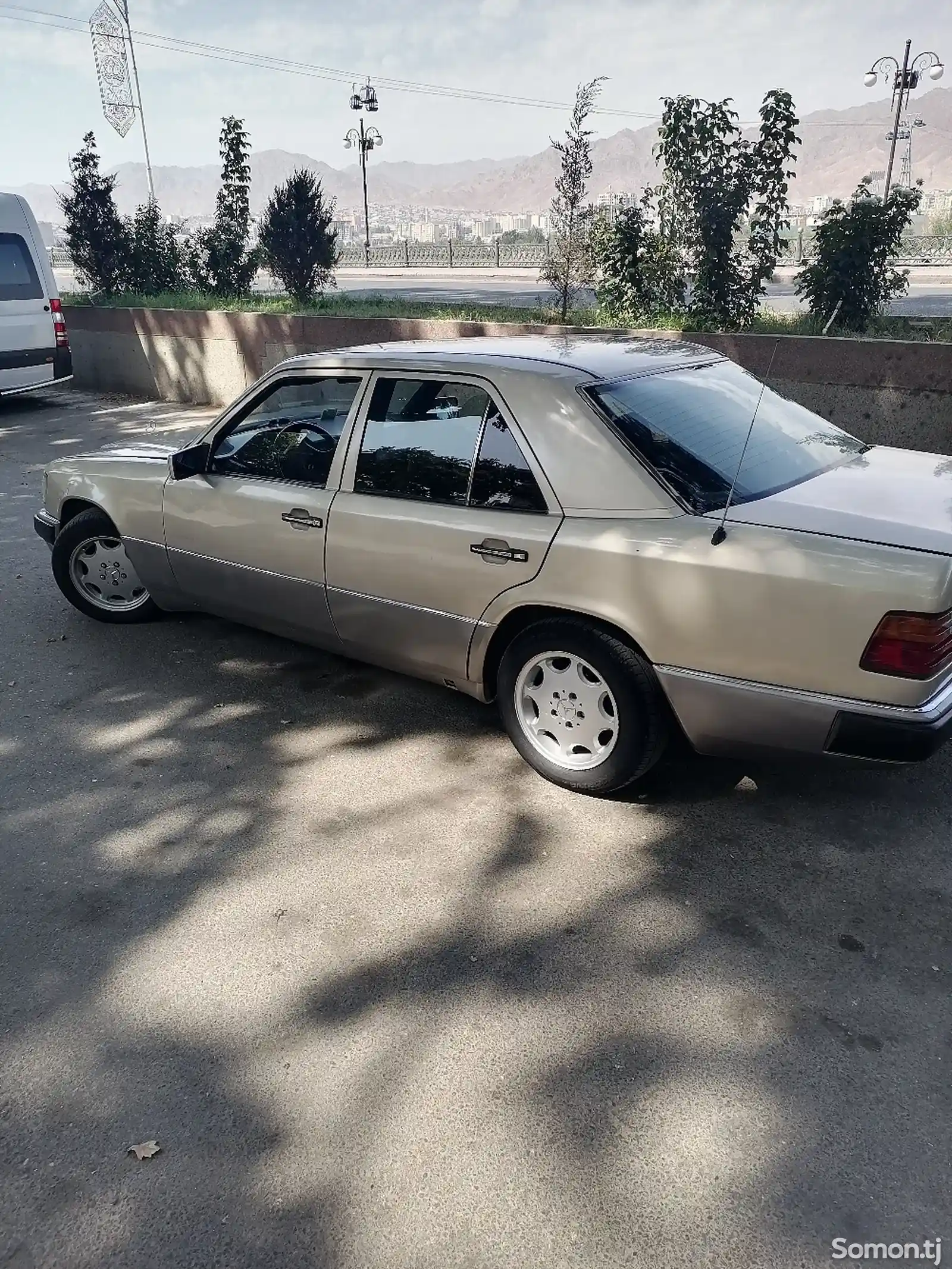 Mercedes-Benz W124, 1991-6