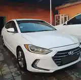 Hyundai Elantra, 2017-5