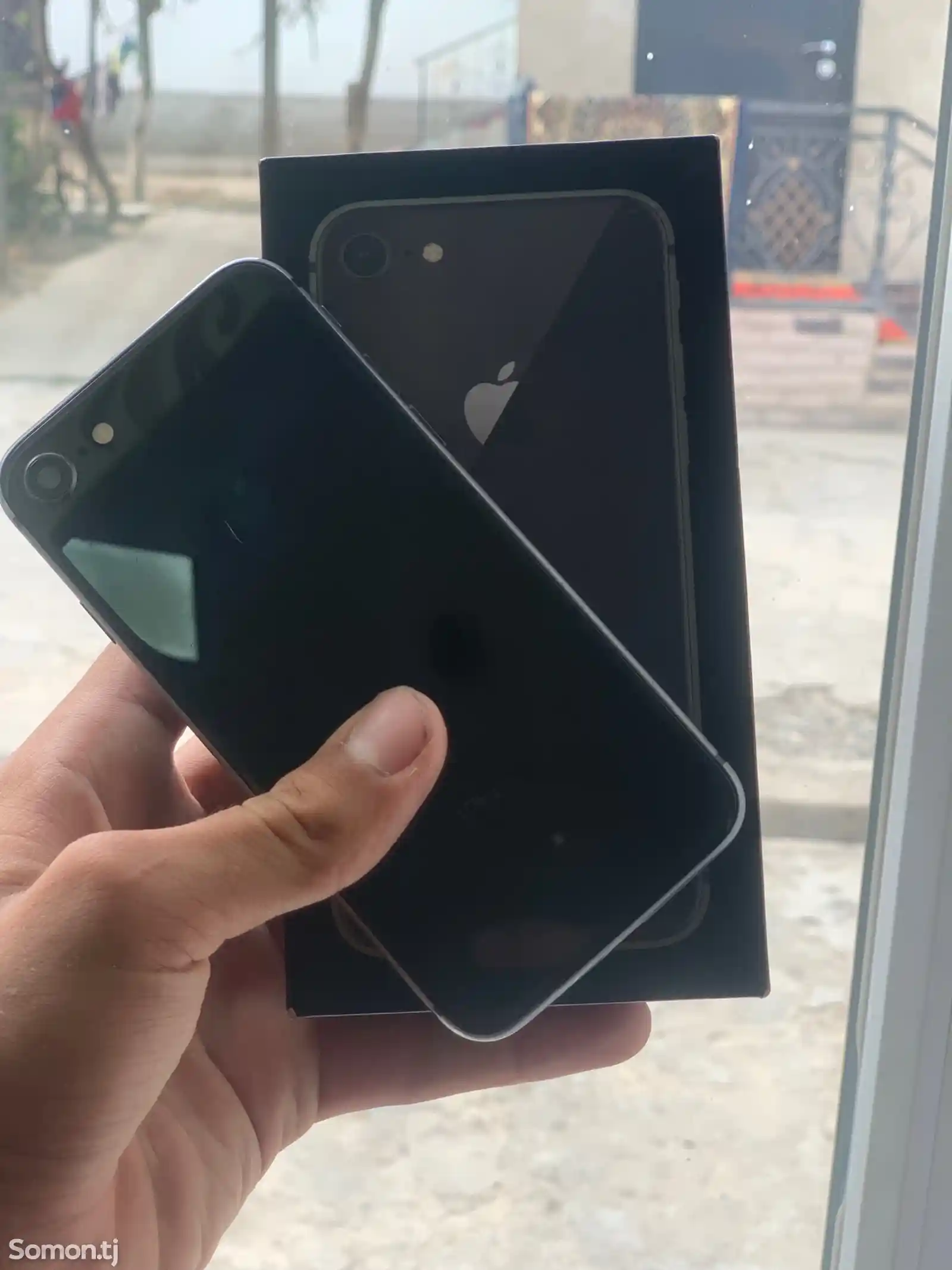 Apple iPhone 8, 64 gb, Space Grey-1