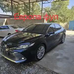 Toyota Camry, 2019