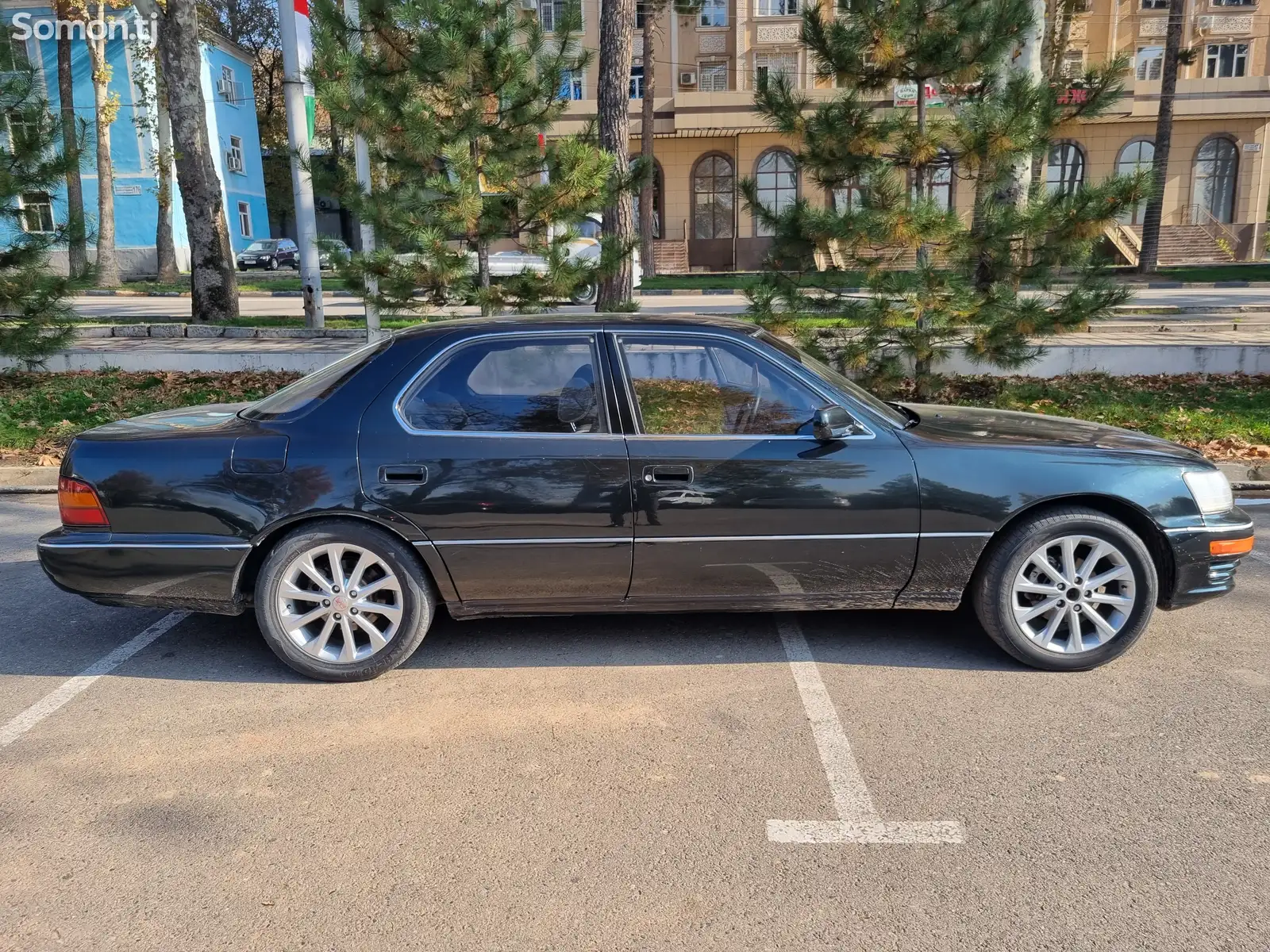 Lexus LS series, 1992-1