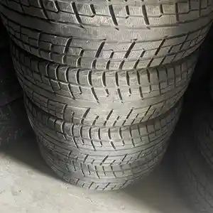 Шины 235/65R18