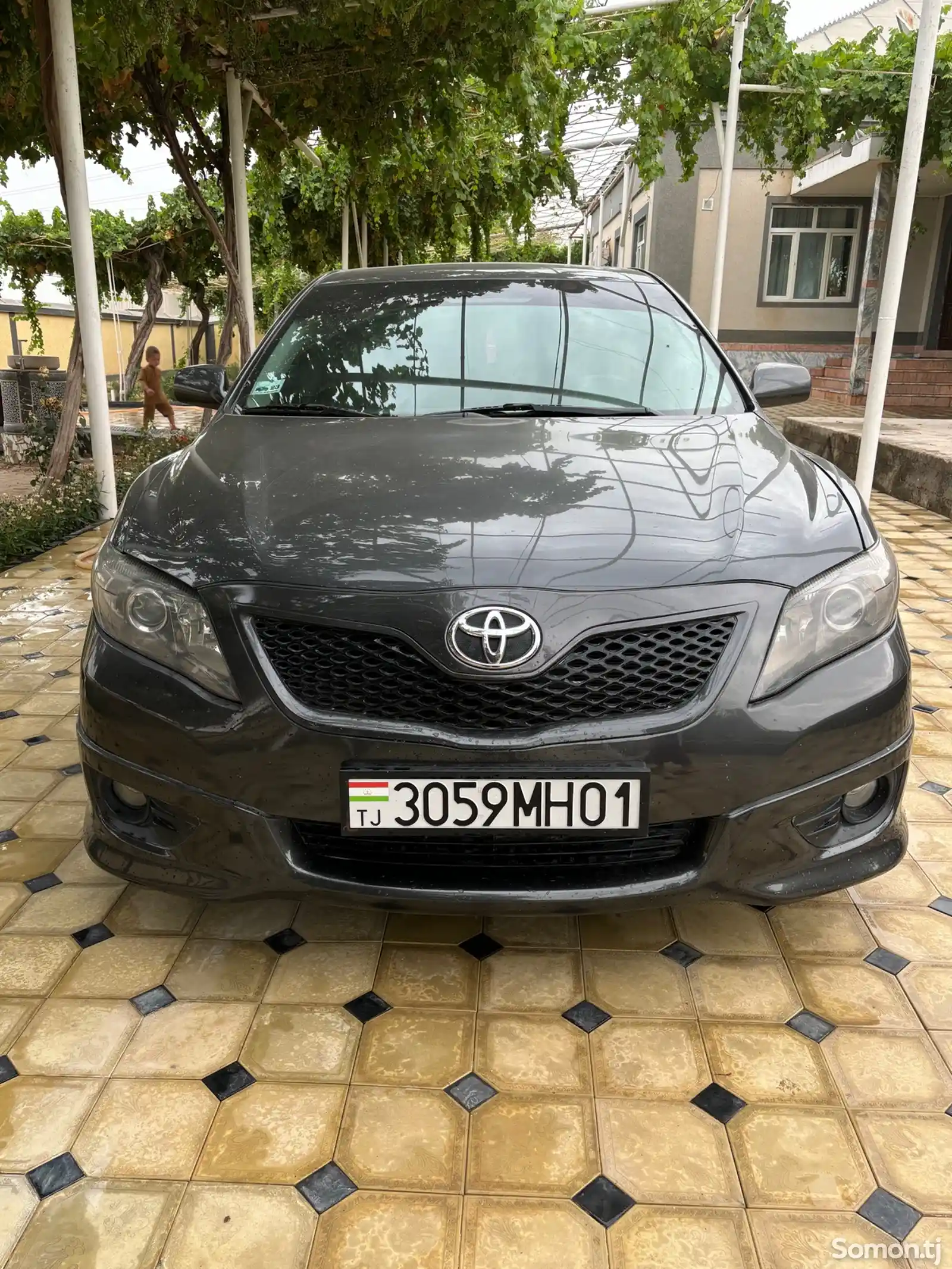 Toyota Camry, 2011-1