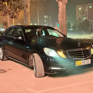 Mercedes-Benz E class, 2011