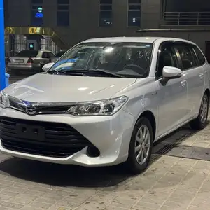 Toyota Fielder, 2015