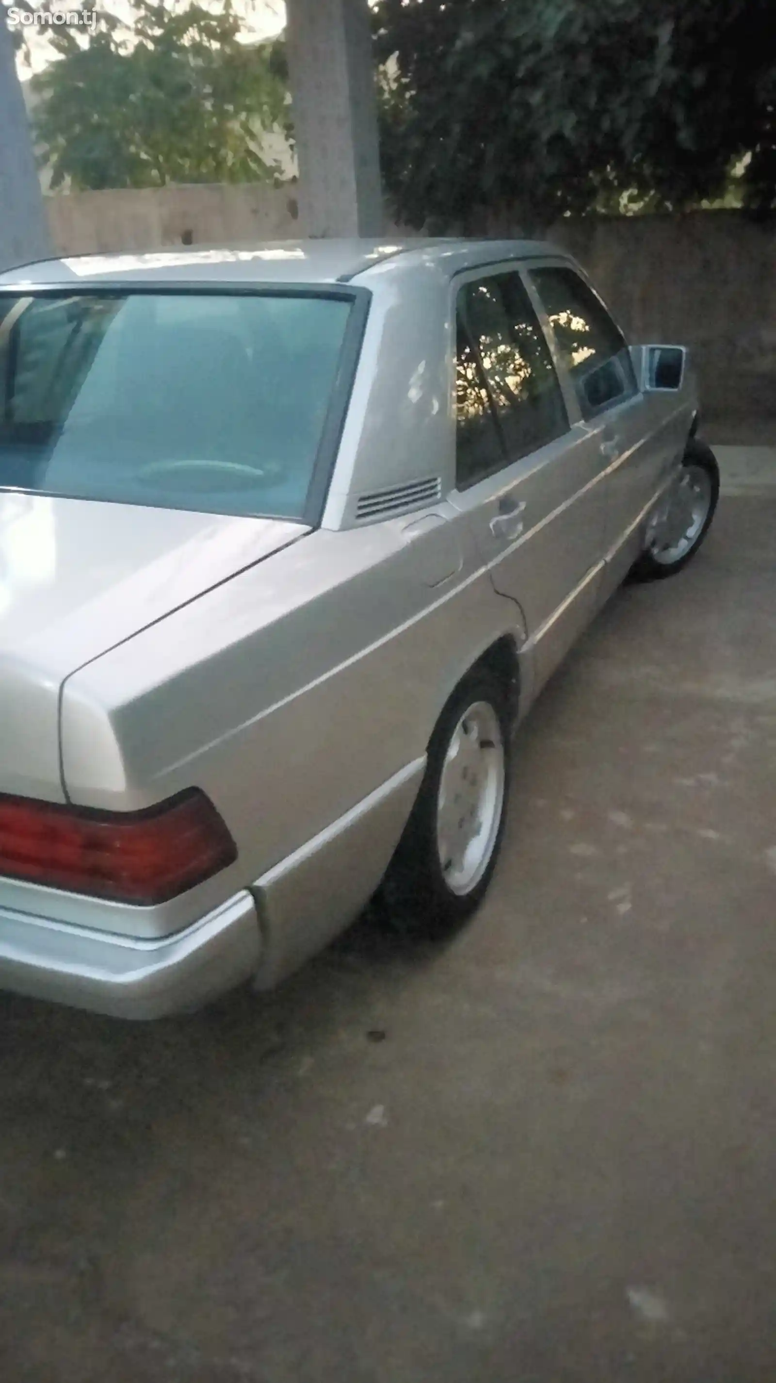 Mercedes-Benz W201, 1987-5