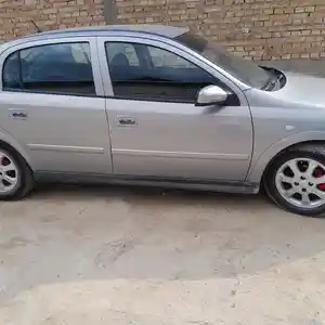 Opel Astra J, 2001