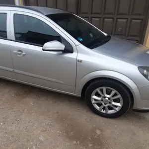 Opel Astra H, 2006