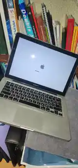 Ноутбук Apple Macbook-3