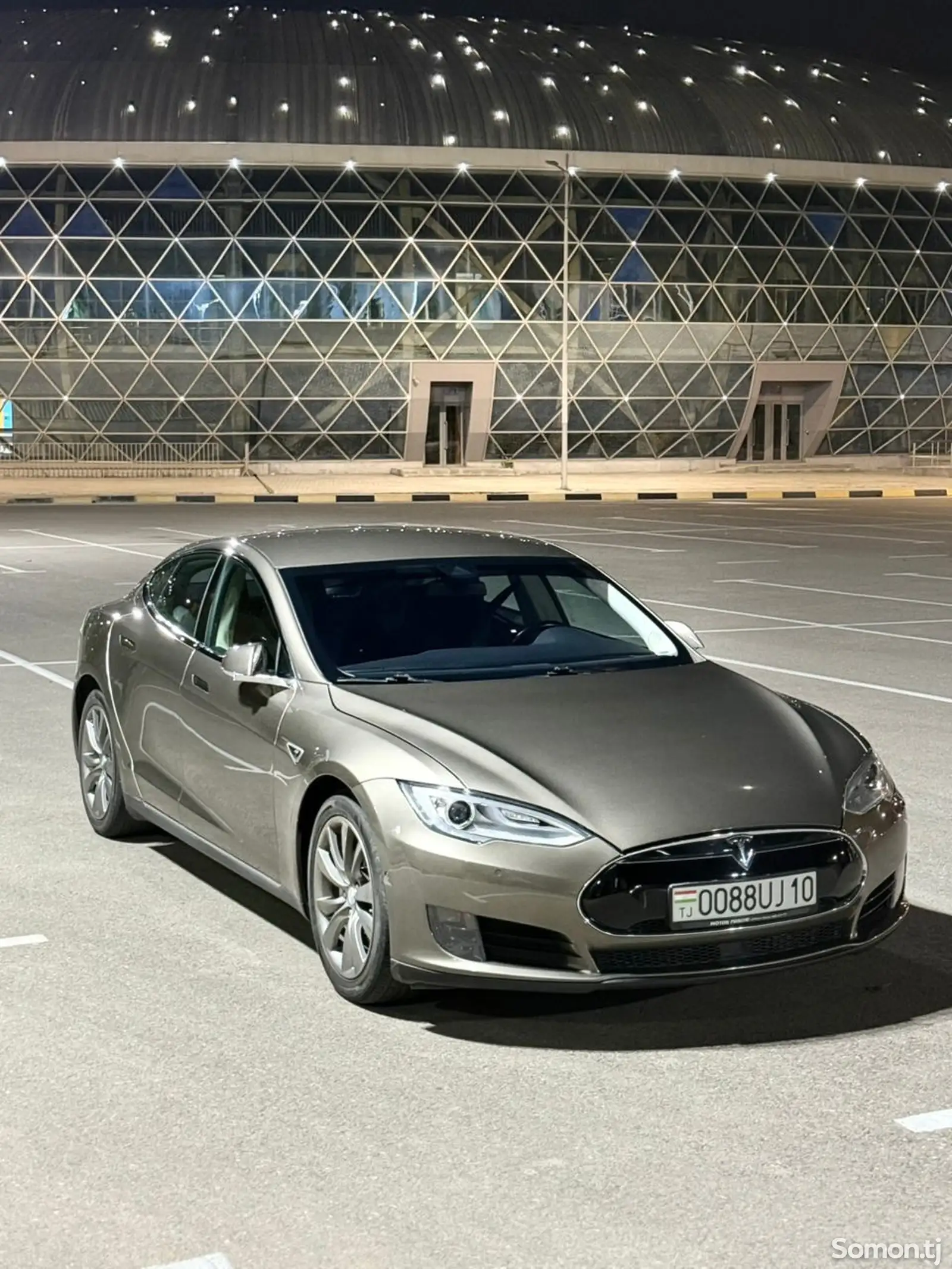 Tesla Model S, 2015-1