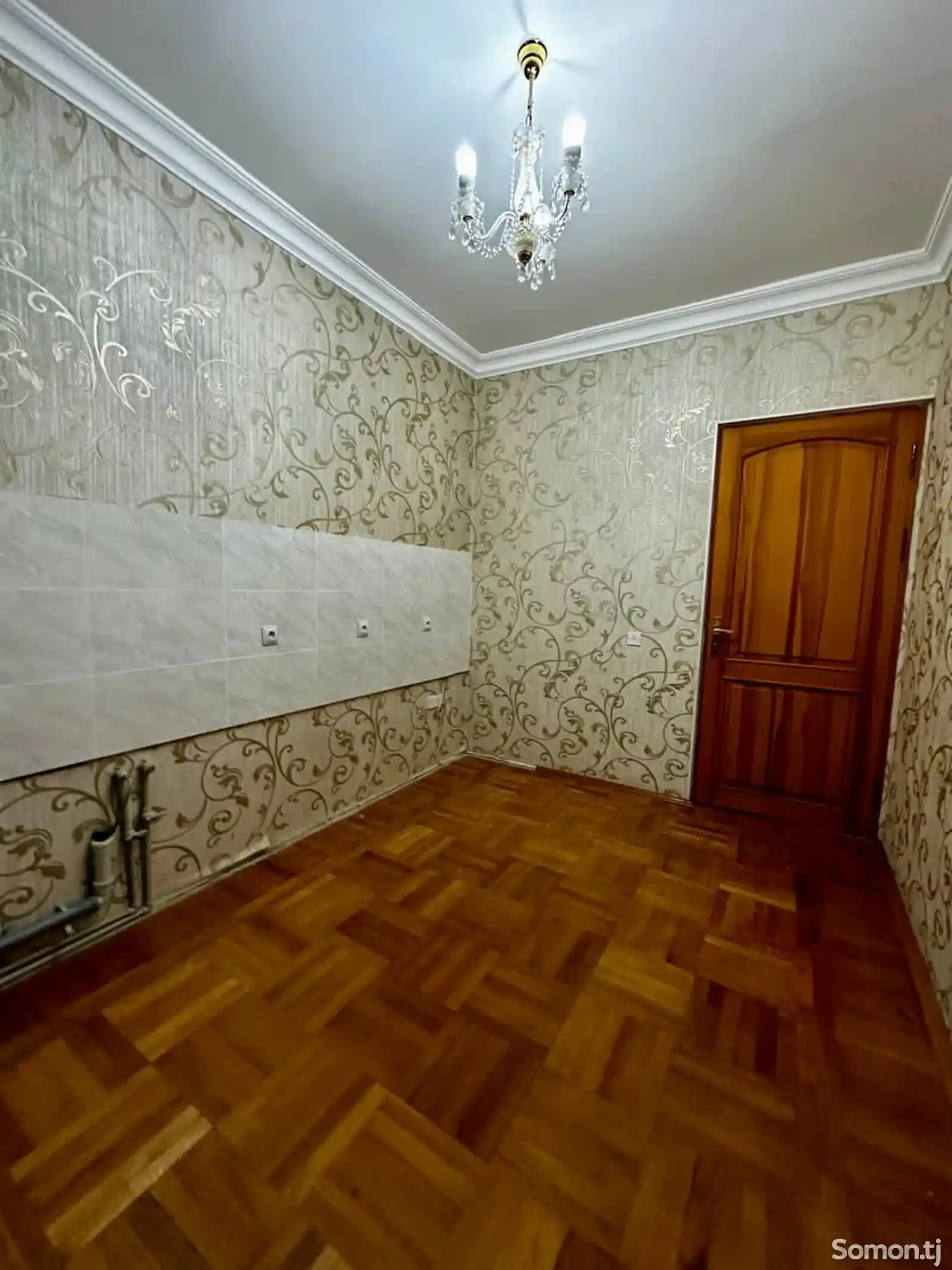 3-комн. квартира, 3 этаж, 100 м², ЦУМ,ул.Рудаки-5