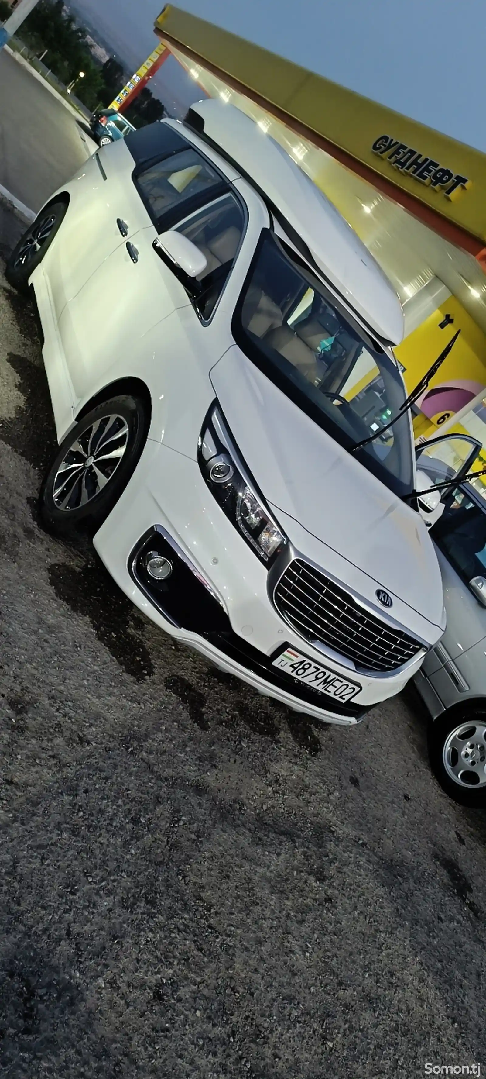 Kia Carnival, 2015-2