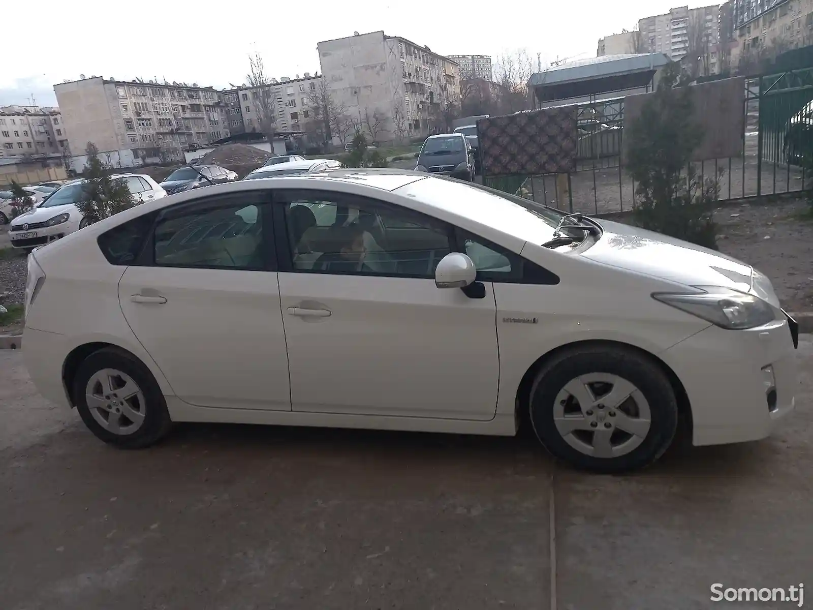 Toyota Prius, 2011-11