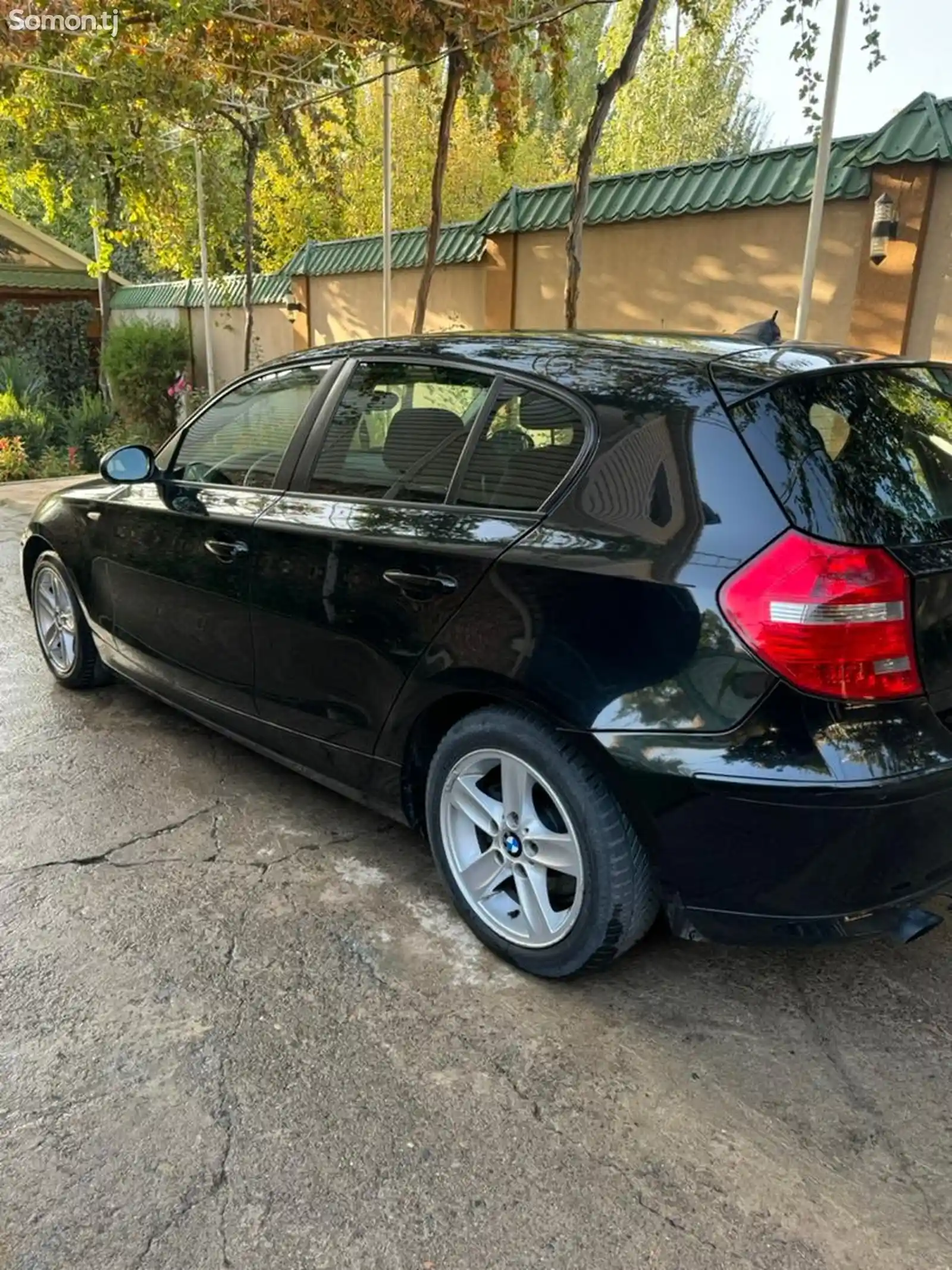 BMW 1 series, 2009-3