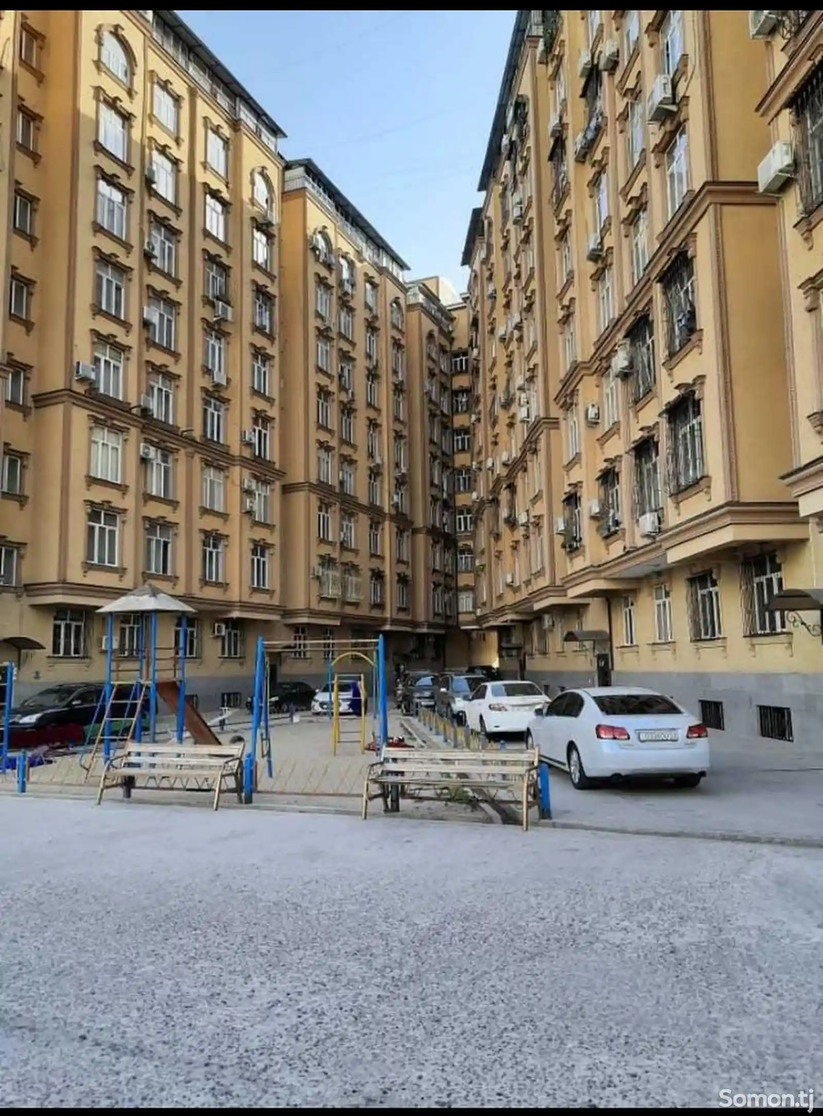 3-комн. квартира, 8 этаж, 72м², 112мкр,пеши заправкаи Зоир Оил-1