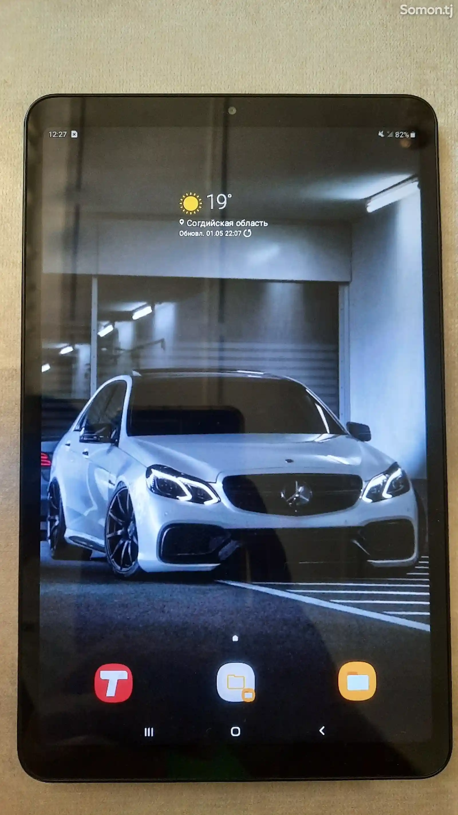 Планшет Samsung Galaxy Tab A 8.4-1
