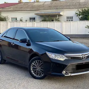 Toyota Camry, 2015