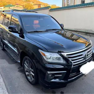 Lexus LX series, 2009