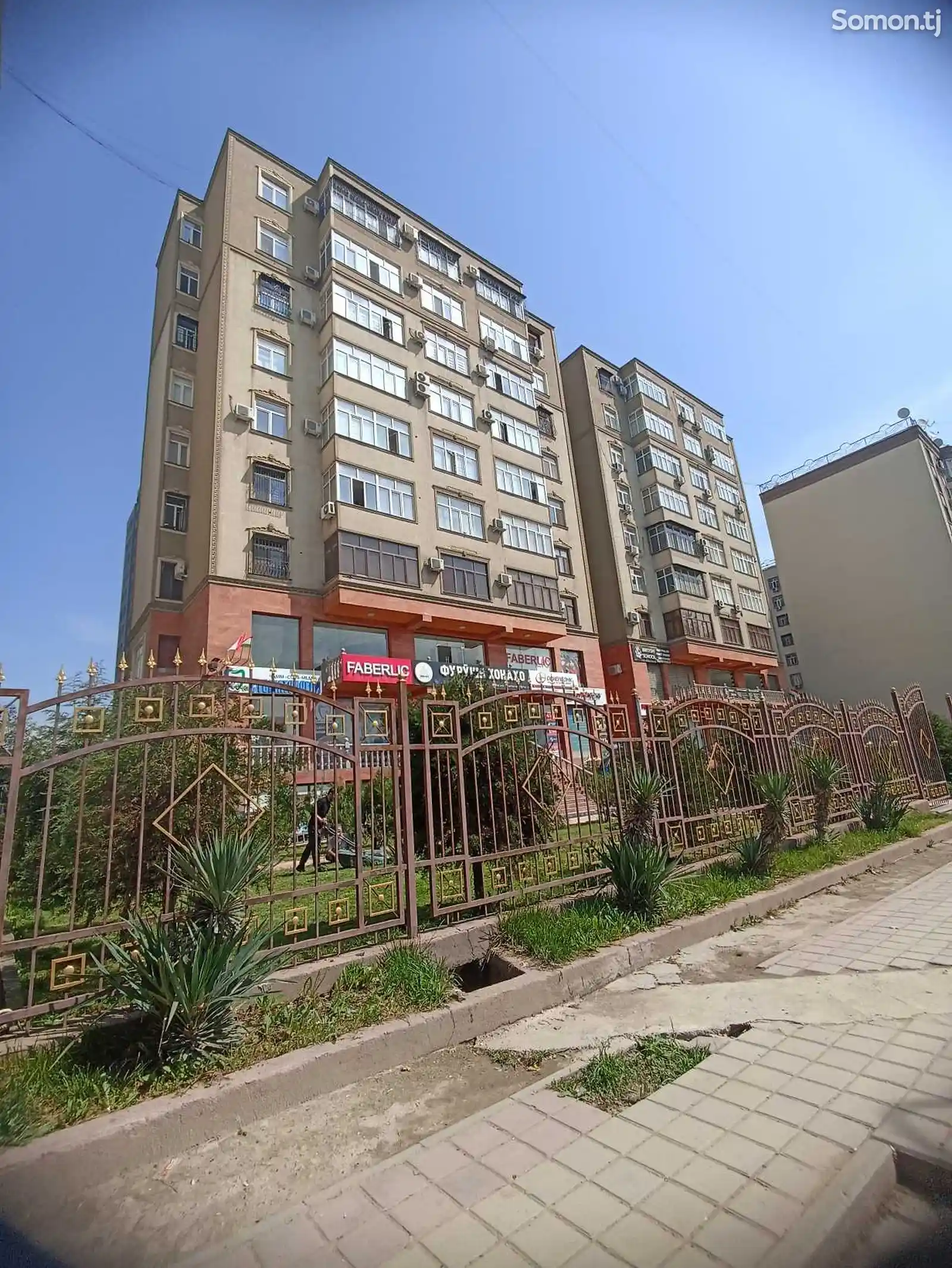 4-комн. квартира, 3 этаж, 142 м², 102 мкр-1