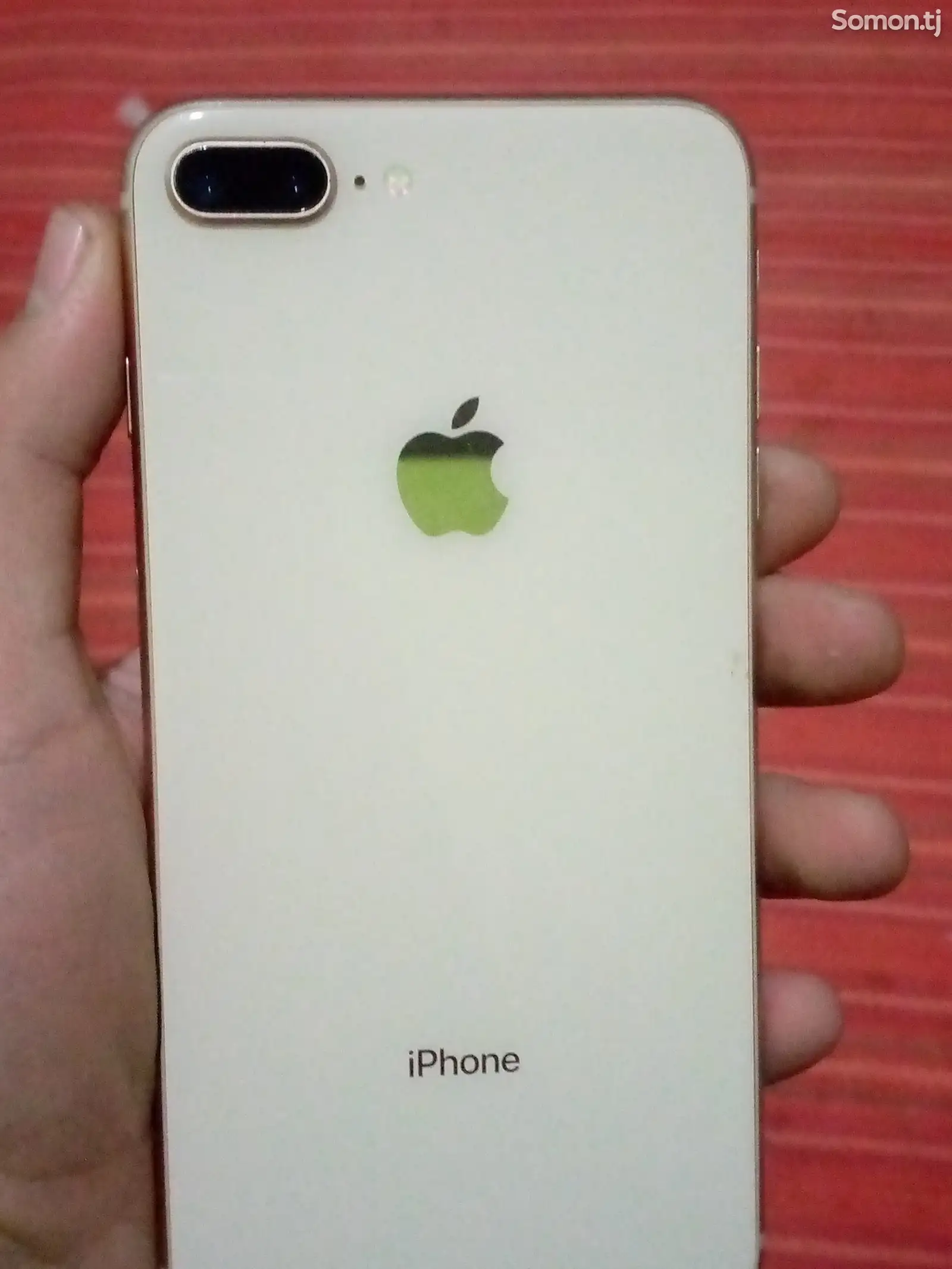 Apple iPhone 8 plus, 64 gb, Gold-1