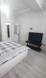 2-комн. квартира, 10 этаж, 60м², Айни-5