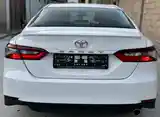 Toyota Camry, 2018-3