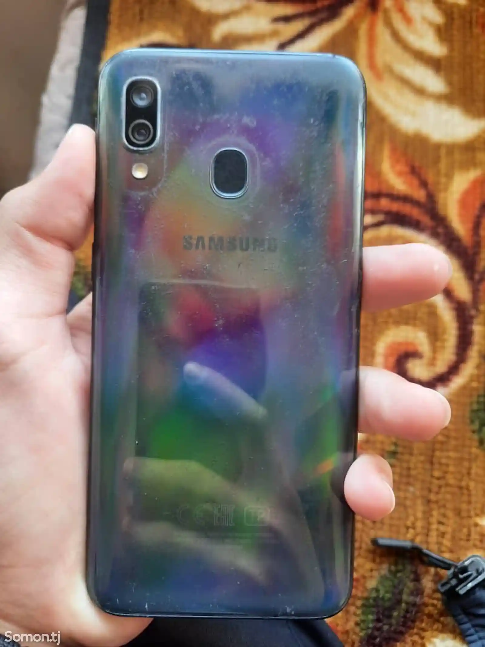 Samsung Galaxy A40-2