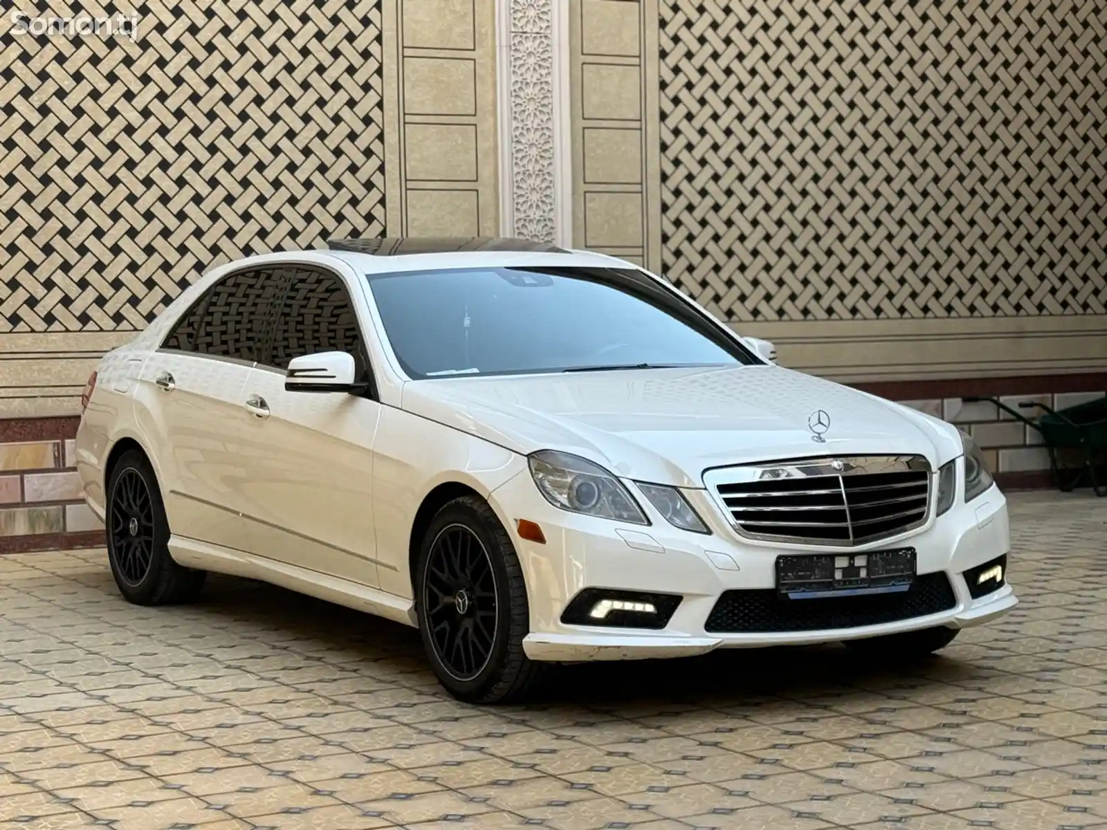 Mercedes-Benz E class, 2011-3