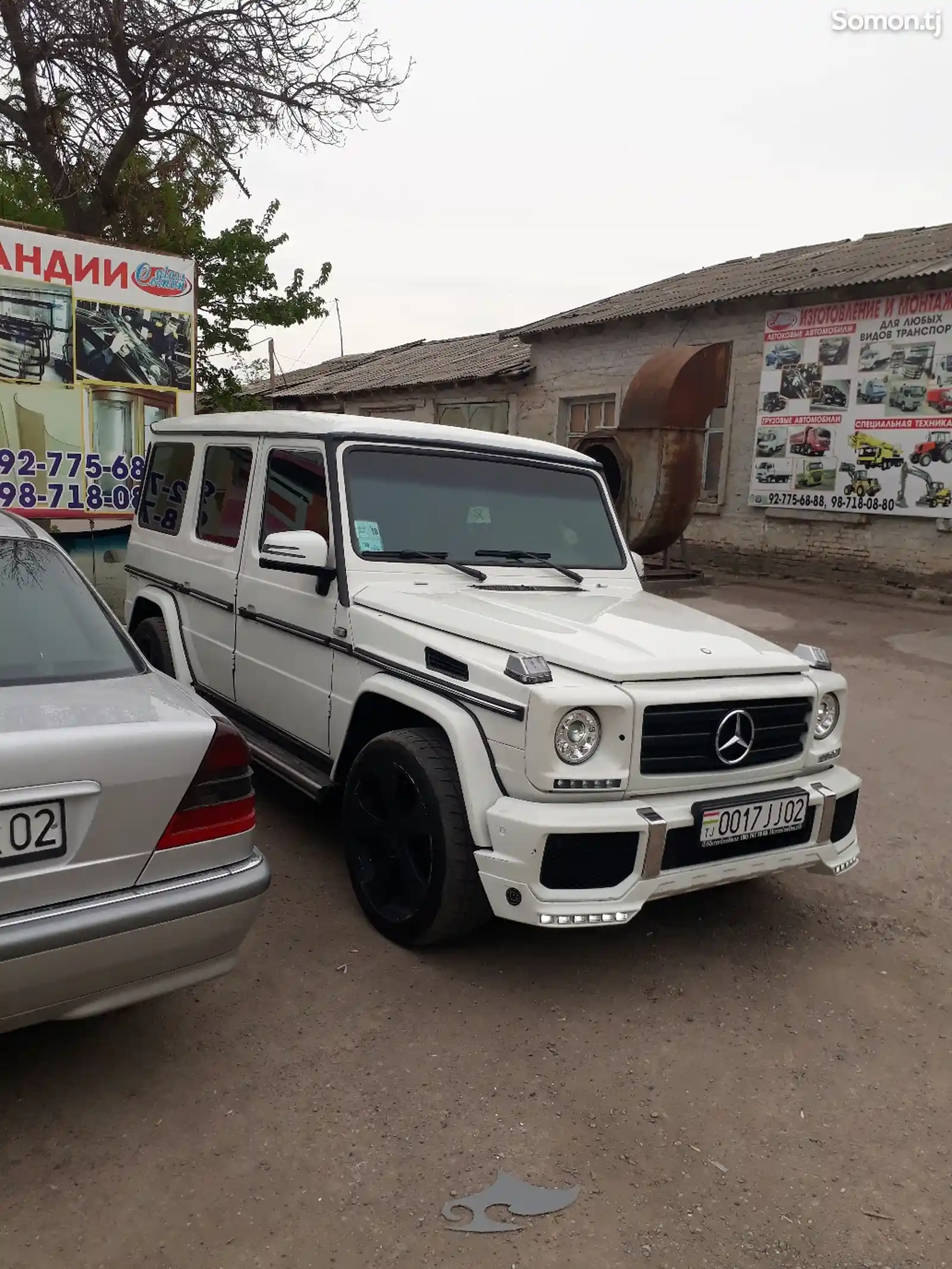 Лобовое стекло от Mercedes-Benz G class-1