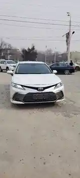 Toyota Camry, 2020-7