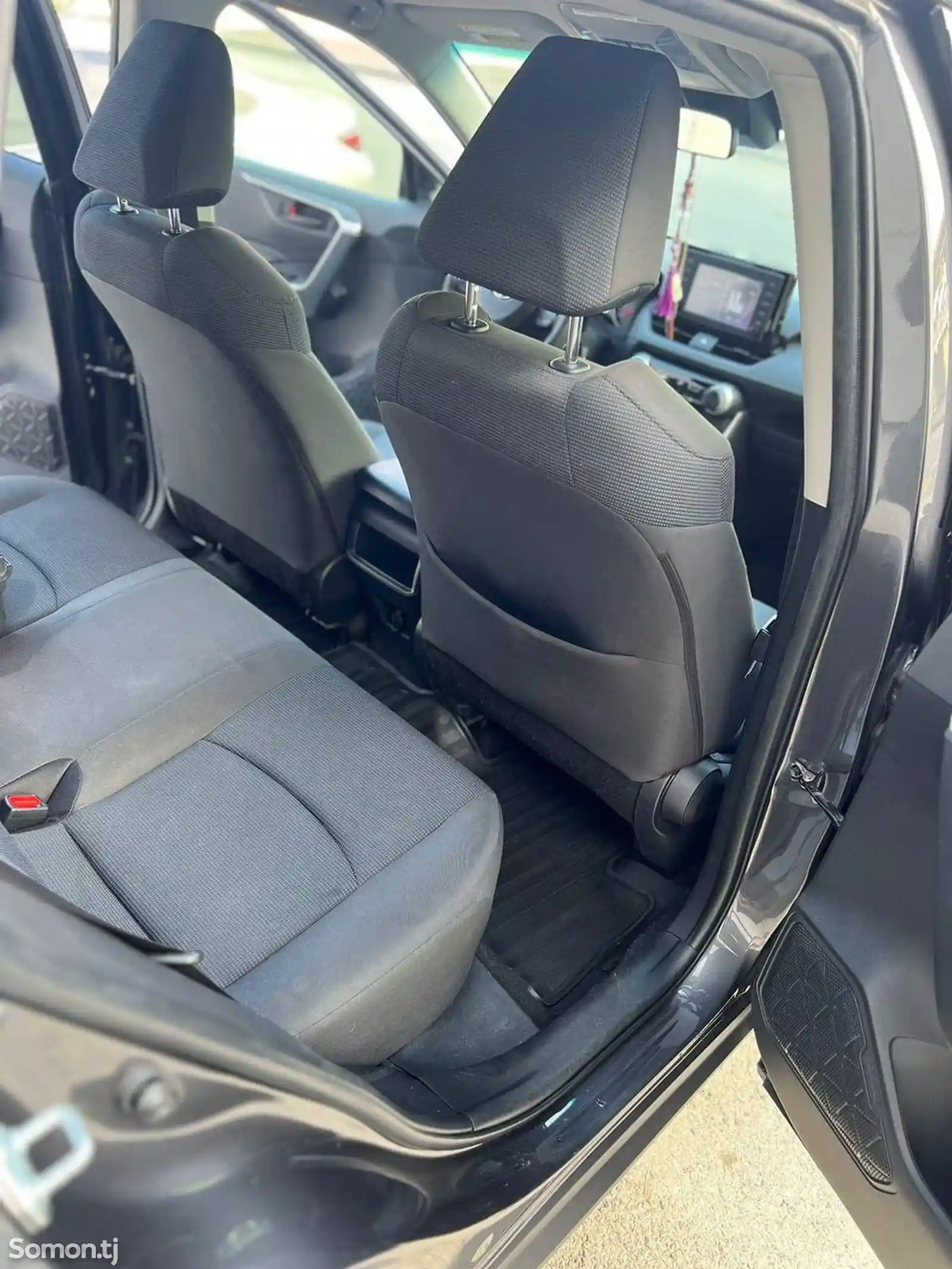 Toyota RAV 4, 2019-7