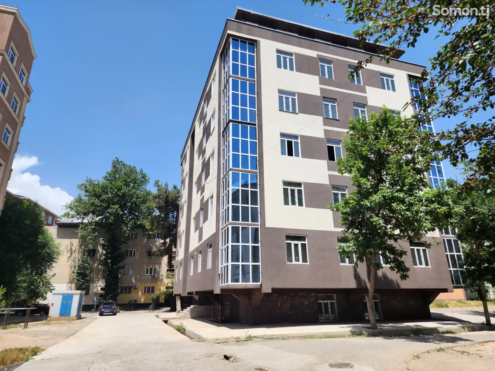 2-комн. квартира, Цокольный этаж, 60 м², 4 мкр-8