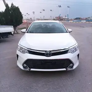 Toyota Camry, 2015