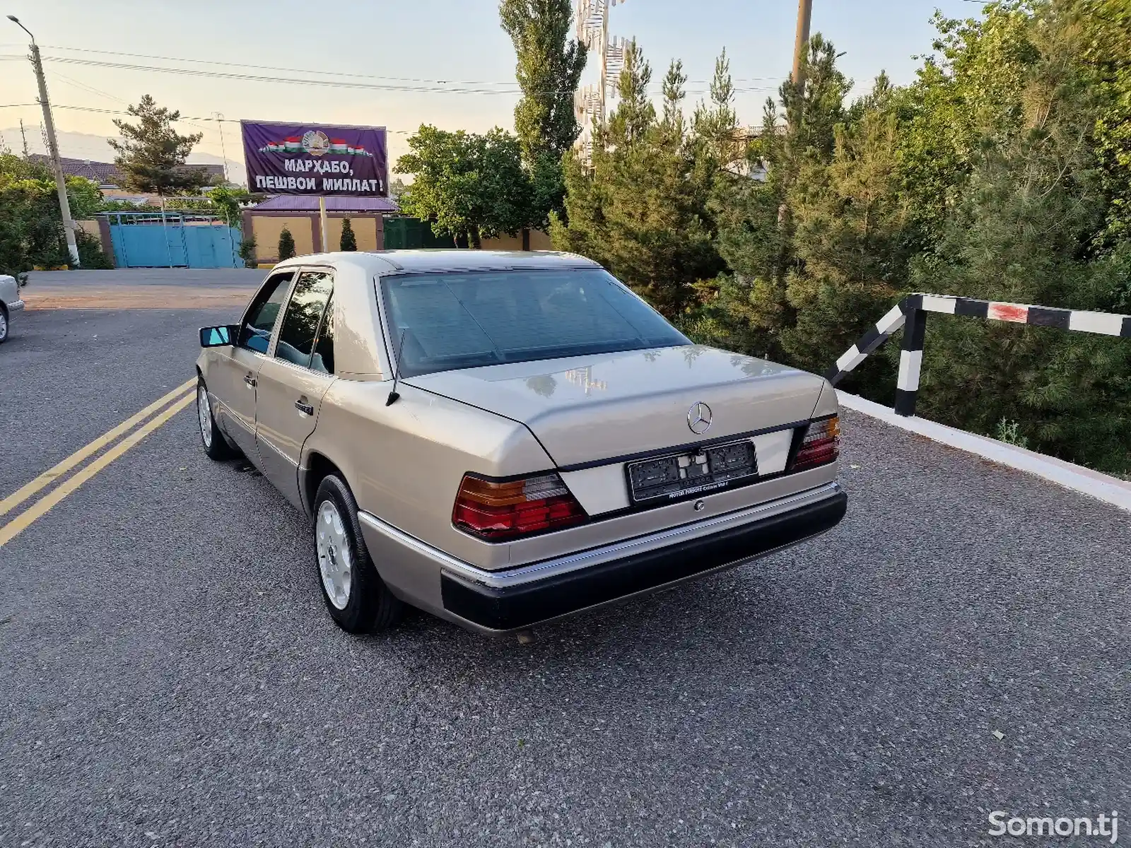 Mercedes-Benz W124, 1993-15