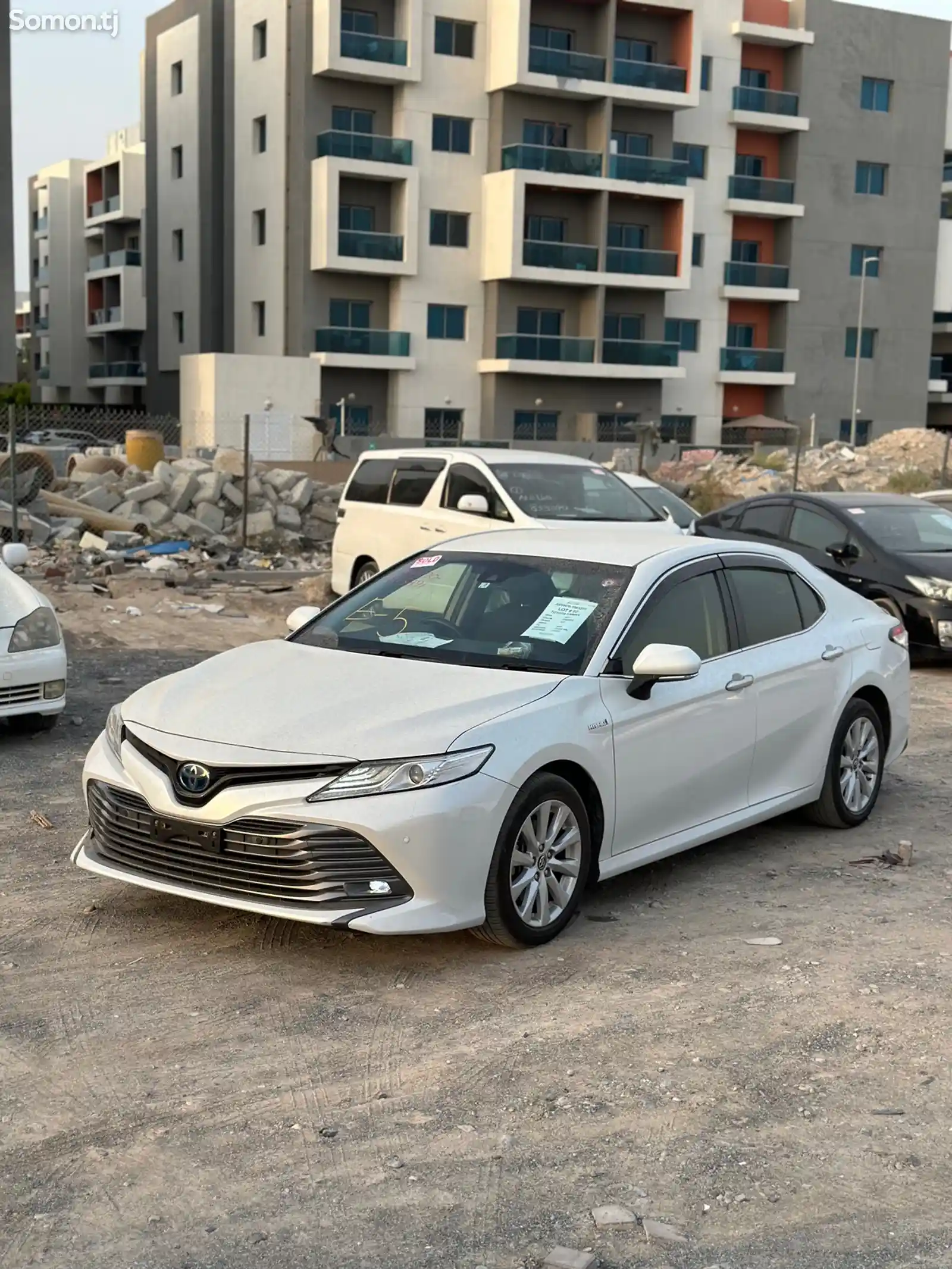 Toyota Camry, 2017-1